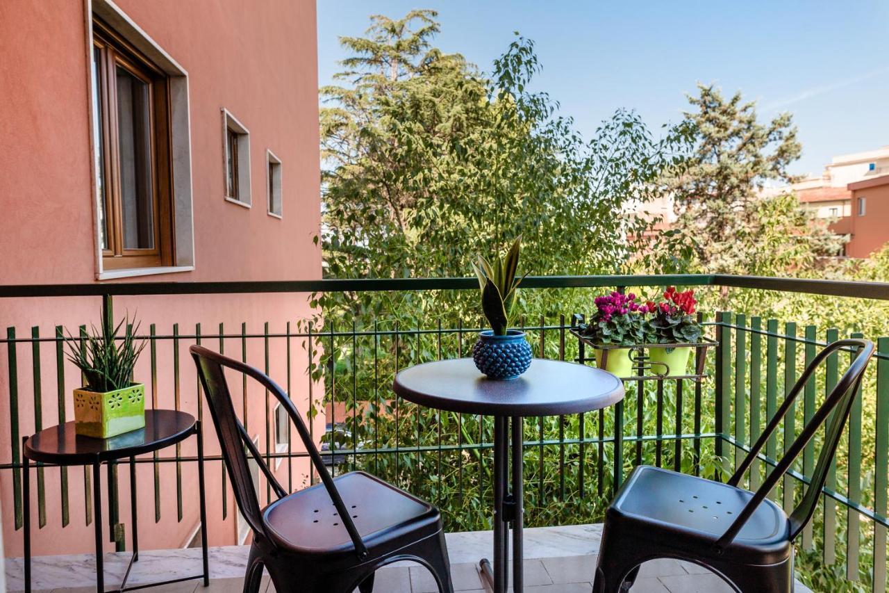 Mako Sorrento Suites Экстерьер фото