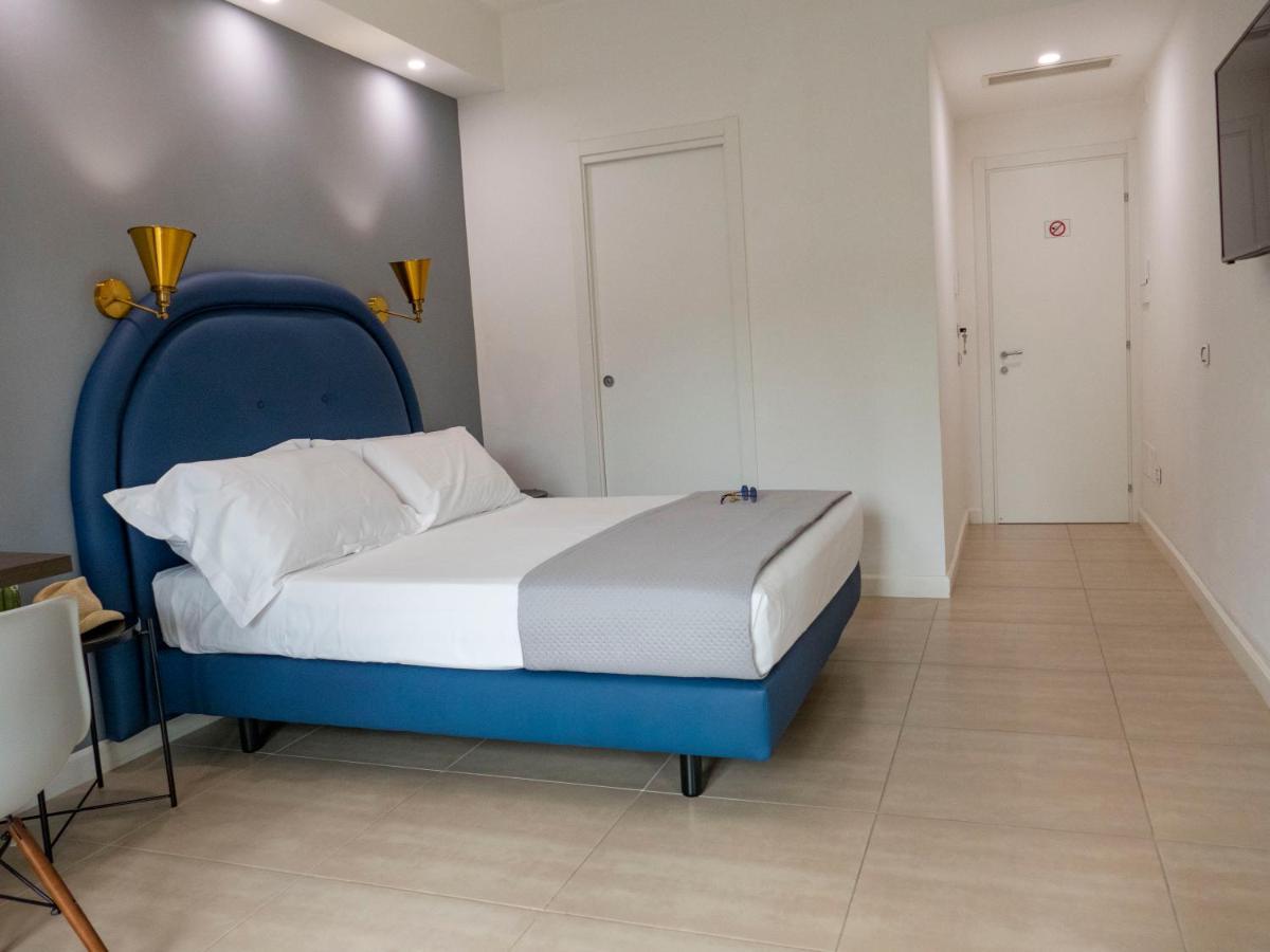 Mako Sorrento Suites Экстерьер фото